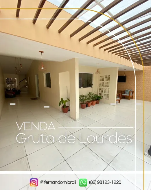 Foto 1 de Casa com 4 Quartos à venda, 230m² em Gruta de Lourdes, Maceió