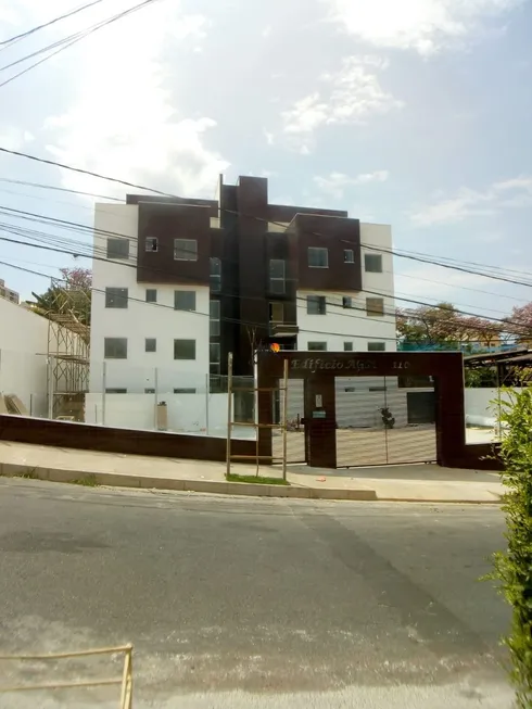 Foto 1 de Cobertura com 2 Quartos à venda, 50m² em Santa Mônica, Belo Horizonte