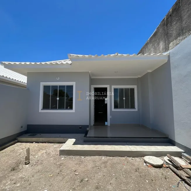 Foto 1 de Casa com 2 Quartos à venda, 70m² em Coqueiral, Araruama