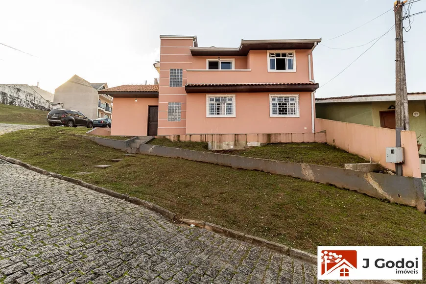 Foto 1 de Casa com 3 Quartos à venda, 160m² em Santa Cândida, Curitiba