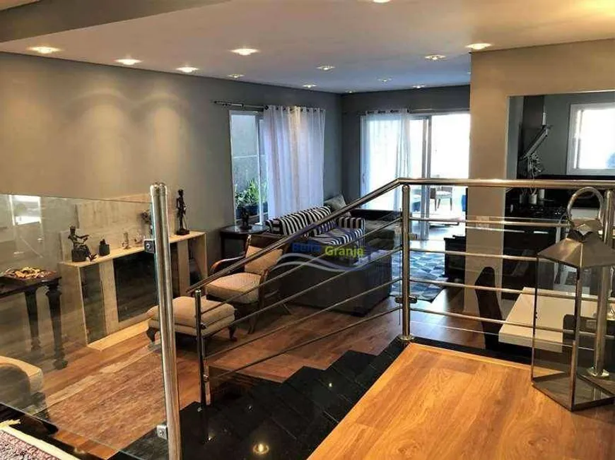 Foto 1 de Casa de Condomínio com 4 Quartos para alugar, 318m² em Sao Paulo II, Cotia