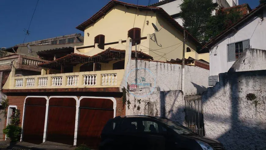 Foto 1 de Casa com 4 Quartos à venda, 250m² em Vila Picinin, São Paulo