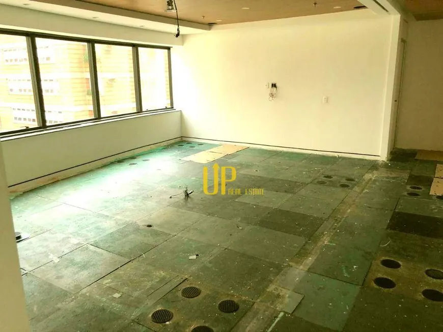 Foto 1 de Sala Comercial para alugar, 142m² em Vila Olímpia, São Paulo