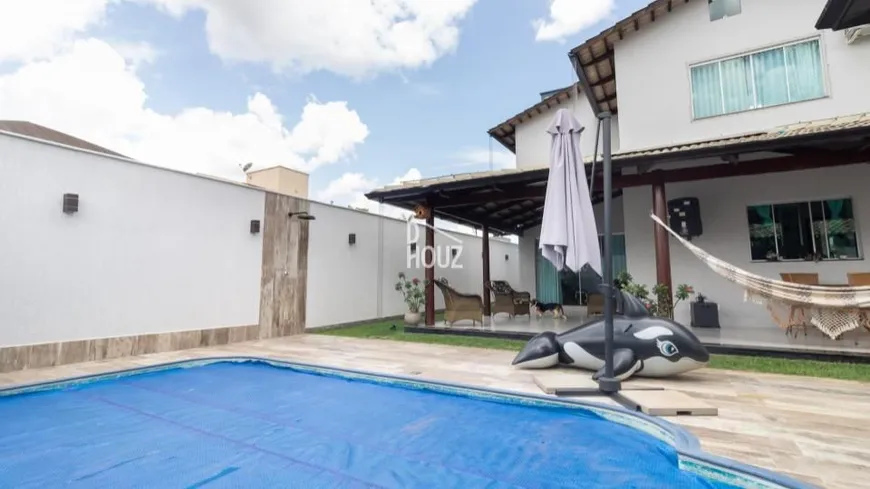 Foto 1 de Casa de Condomínio com 4 Quartos à venda, 350m² em Loteamento Portal do Sol I, Goiânia