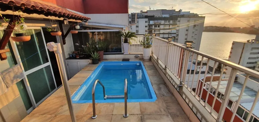 Foto 1 de Cobertura com 3 Quartos à venda, 220m² em Icaraí, Niterói