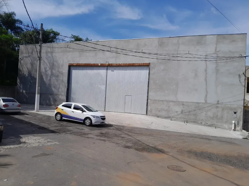 Foto 1 de Galpão/Depósito/Armazém para alugar, 1000m² em Jardim Presidente Dutra, Guarulhos