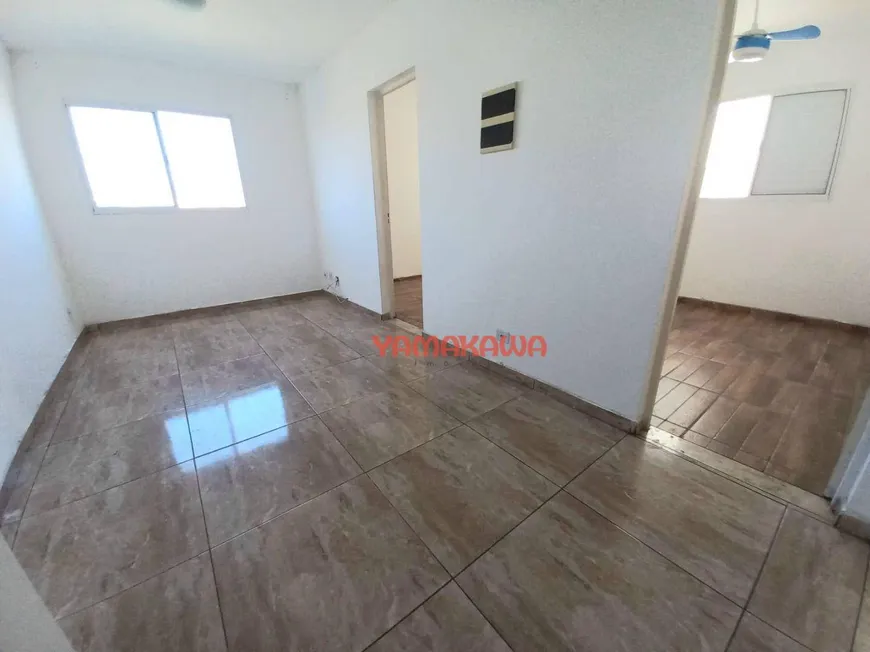 Foto 1 de Apartamento com 3 Quartos à venda, 52m² em Itaquera, São Paulo
