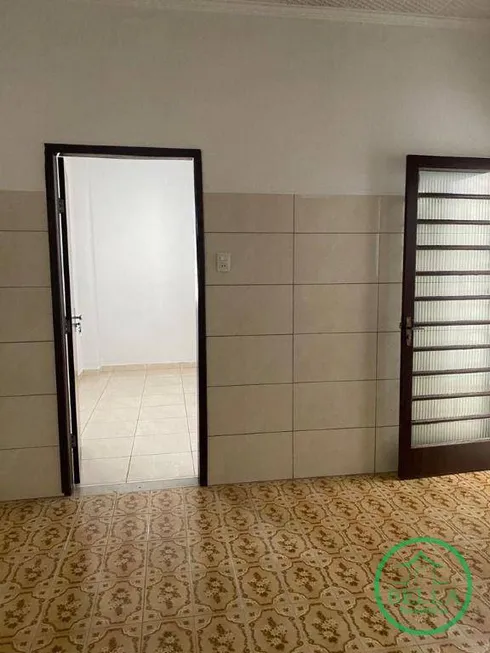 Foto 1 de Casa com 3 Quartos à venda, 170m² em Vila Mangalot, São Paulo