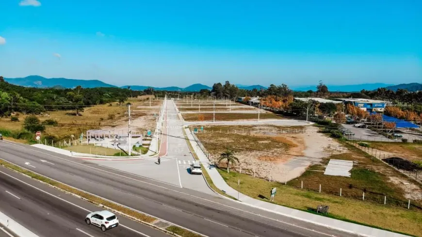 Foto 1 de Lote/Terreno à venda, 383m² em Canasvieiras, Florianópolis