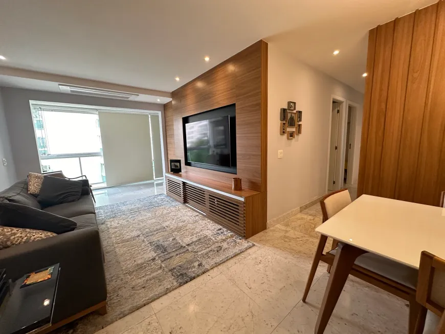 Foto 1 de Apartamento com 3 Quartos à venda, 121m² em Barra da Tijuca, Rio de Janeiro