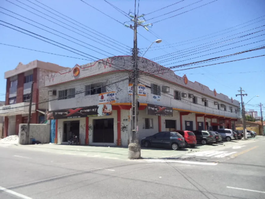 Foto 1 de Apartamento com 3 Quartos para alugar, 42m² em Benfica, Fortaleza