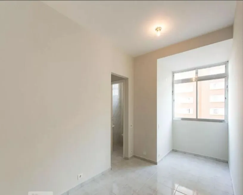 Foto 1 de Apartamento com 2 Quartos para alugar, 80m² em Cerqueira César, São Paulo