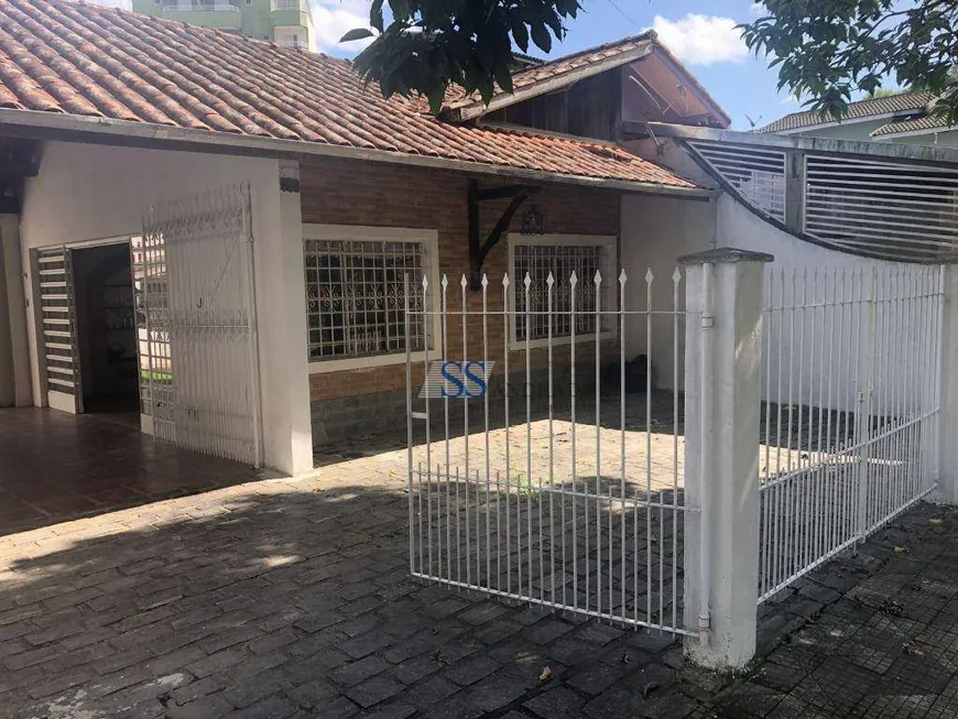 Foto 1 de Casa com 4 Quartos à venda, 240m² em Sumaré, Caraguatatuba