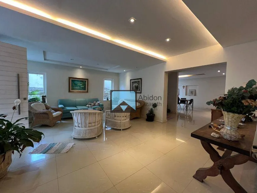 Foto 1 de Casa com 4 Quartos à venda, 327m² em Itacoatiara, Niterói