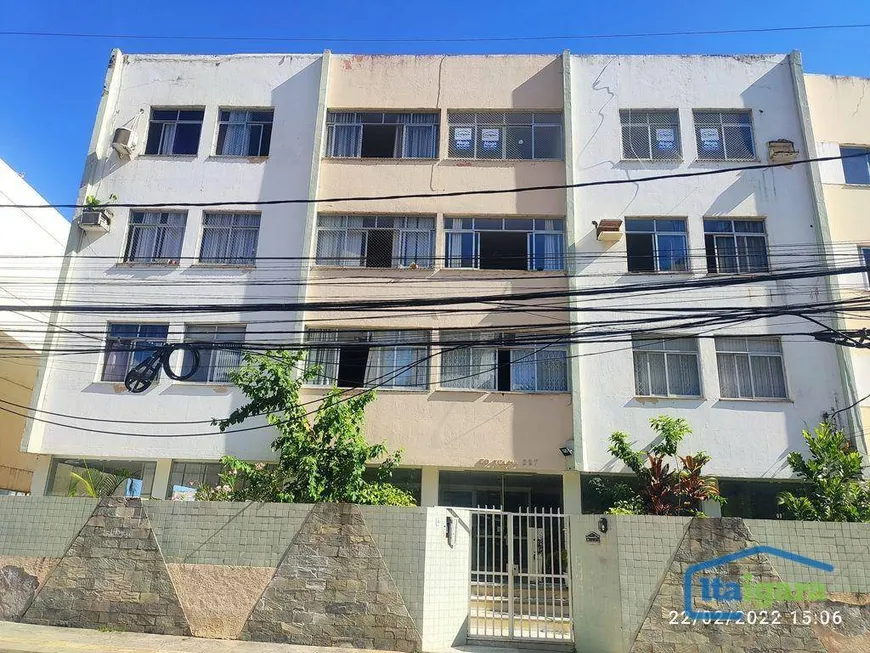 Foto 1 de Apartamento com 2 Quartos para alugar, 75m² em Costa Azul, Salvador