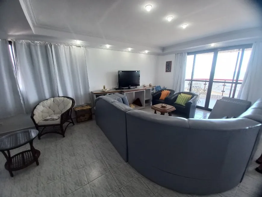 Foto 1 de Apartamento com 3 Quartos à venda, 165m² em Jardim Imperador, Praia Grande