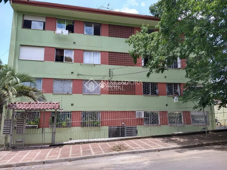 Foto 1 de Apartamento com 1 Quarto à venda, 35m² em Santa Fé, Porto Alegre