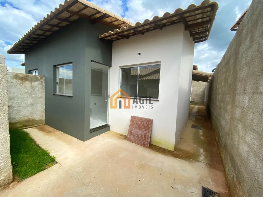 Foto 1 de Casa com 2 Quartos à venda, 55m² em Jardim Vila Rica, São Joaquim de Bicas