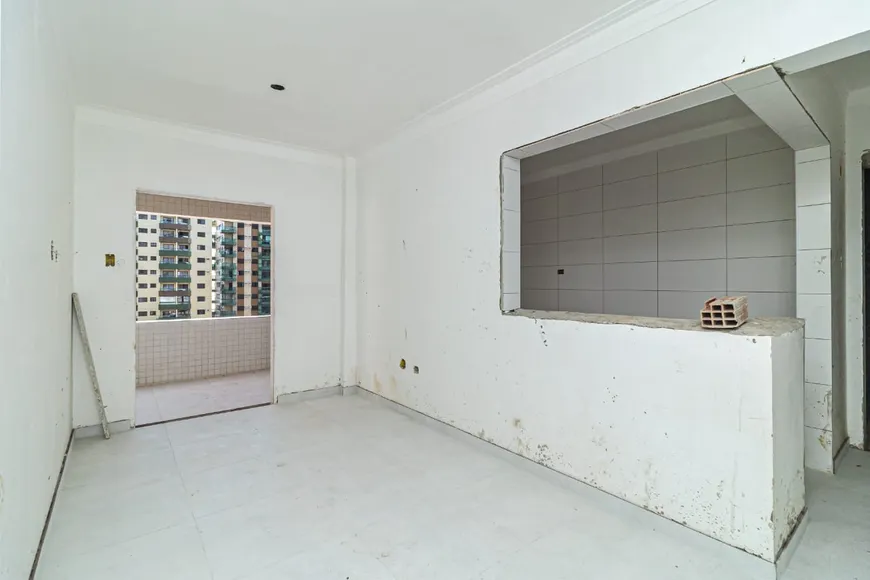 Foto 1 de Apartamento com 2 Quartos à venda, 76m² em Vila Tupi, Praia Grande