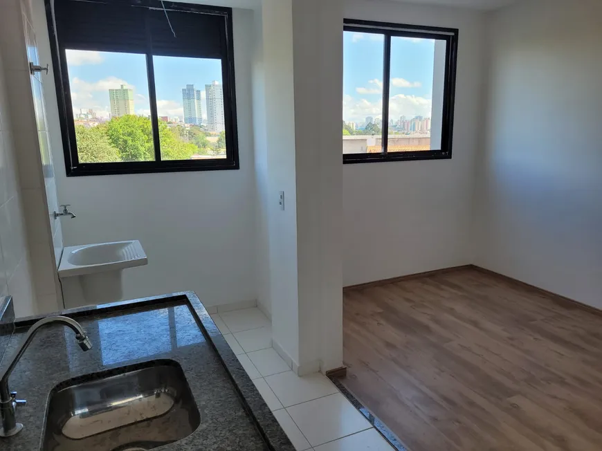 Foto 1 de Apartamento com 2 Quartos à venda, 39m² em Vila Sacadura Cabral, Santo André
