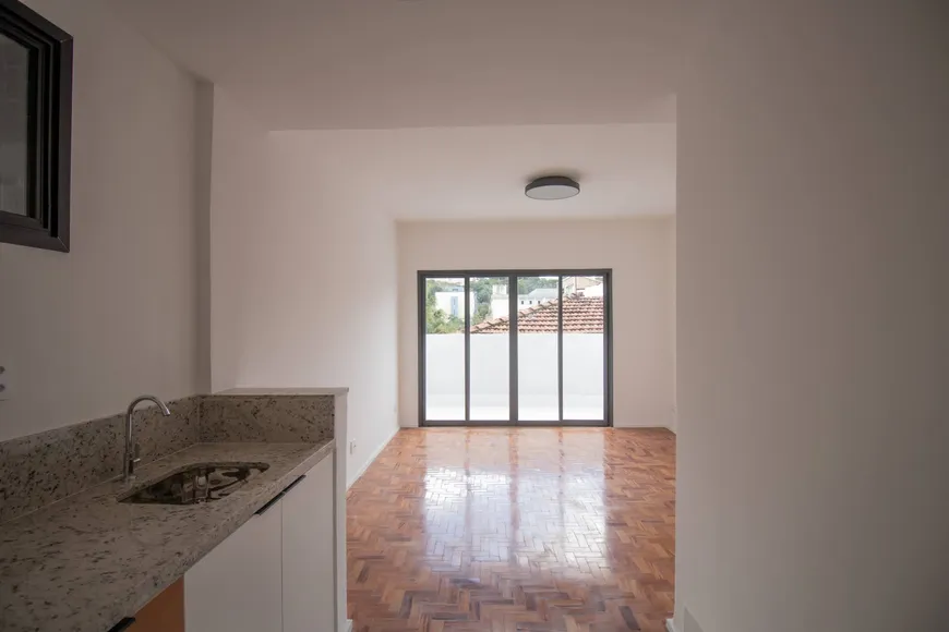 Foto 1 de Apartamento com 1 Quarto para alugar, 35m² em Vila Clementino, São Paulo