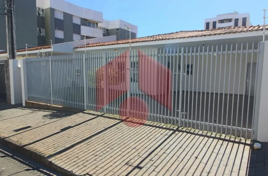 Foto 1 de Casa com 3 Quartos à venda, 180m² em Fragata, Marília