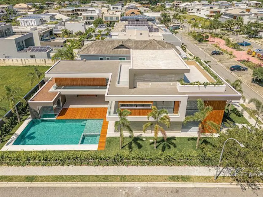 Foto 1 de Casa de Condomínio com 5 Quartos à venda, 900m² em Barra da Tijuca, Rio de Janeiro