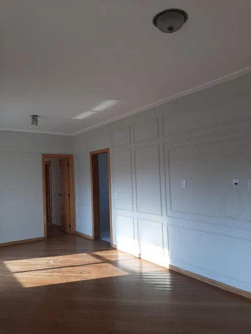 Foto 1 de Apartamento com 4 Quartos para alugar, 132m² em Vila Paris, Belo Horizonte