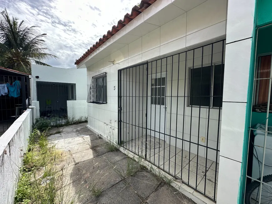 Foto 1 de Casa com 3 Quartos à venda, 50m² em Pau Amarelo, Paulista