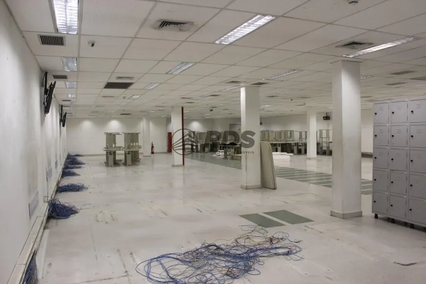 Foto 1 de Galpão/Depósito/Armazém à venda, 2737m² em Barra Funda, São Paulo