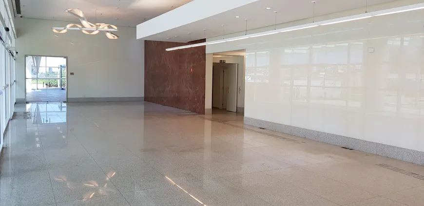 Foto 1 de Sala Comercial para alugar, 1238m² em Jurubatuba, São Paulo