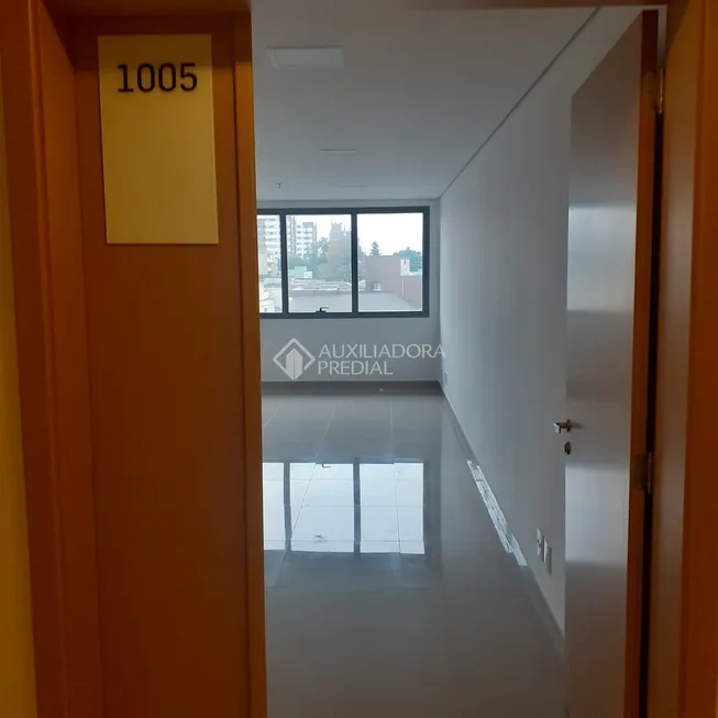 Foto 1 de Sala Comercial para alugar, 39m² em Cristo Redentor, Porto Alegre