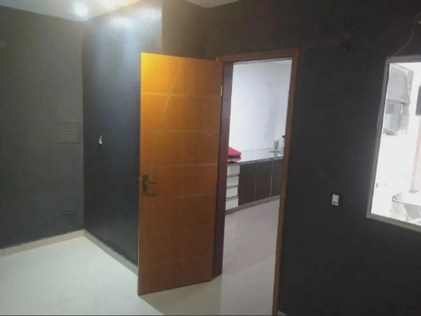 Foto 1 de Casa com 2 Quartos à venda, 90m² em Parque Imperial, Barueri