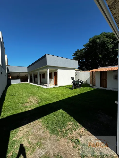 Foto 1 de Casa com 3 Quartos à venda, 250m² em Parque Santa Fe, Serra