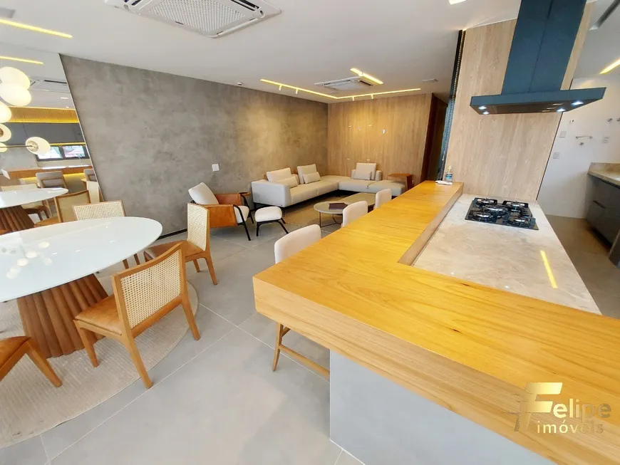 Foto 1 de Apartamento com 4 Quartos à venda, 155m² em Centro, Linhares