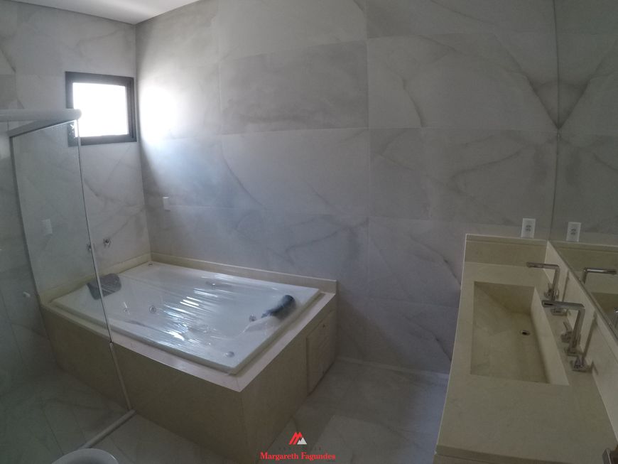 Foto 1 de Casa de Condomínio com 4 Quartos à venda, 300m² em Condominio Jardins Valência, Goiânia