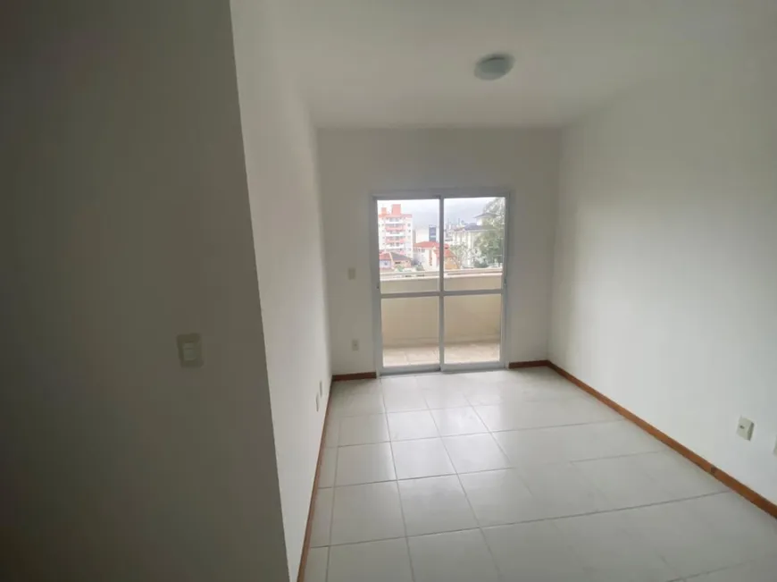 Foto 1 de Apartamento com 2 Quartos à venda, 61m² em Granja Daniel, Taubaté