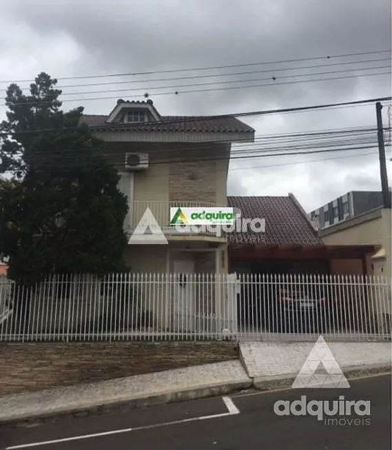 Foto 1 de Sobrado com 3 Quartos à venda, 250m² em Centro, Ponta Grossa