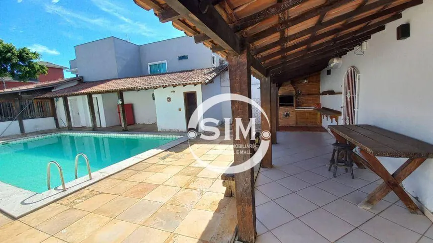 Foto 1 de Casa com 5 Quartos à venda, 240m² em Jardim Excelsior, Cabo Frio