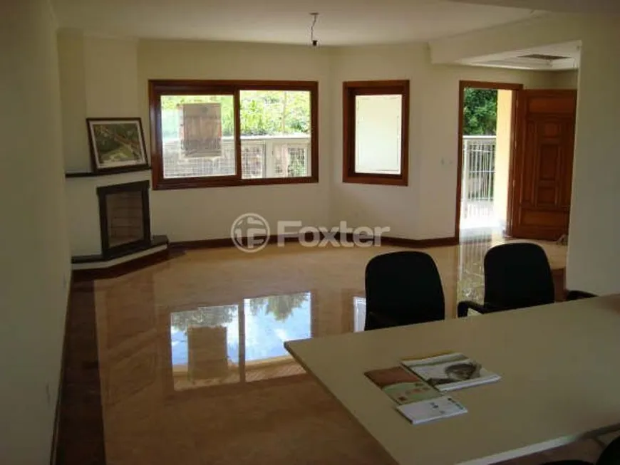 Foto 1 de Casa de Condomínio com 3 Quartos à venda, 251m² em Nonoai, Porto Alegre