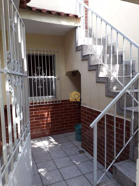 Foto 1 de Casa com 2 Quartos à venda, 34m² em Penha Circular, Rio de Janeiro