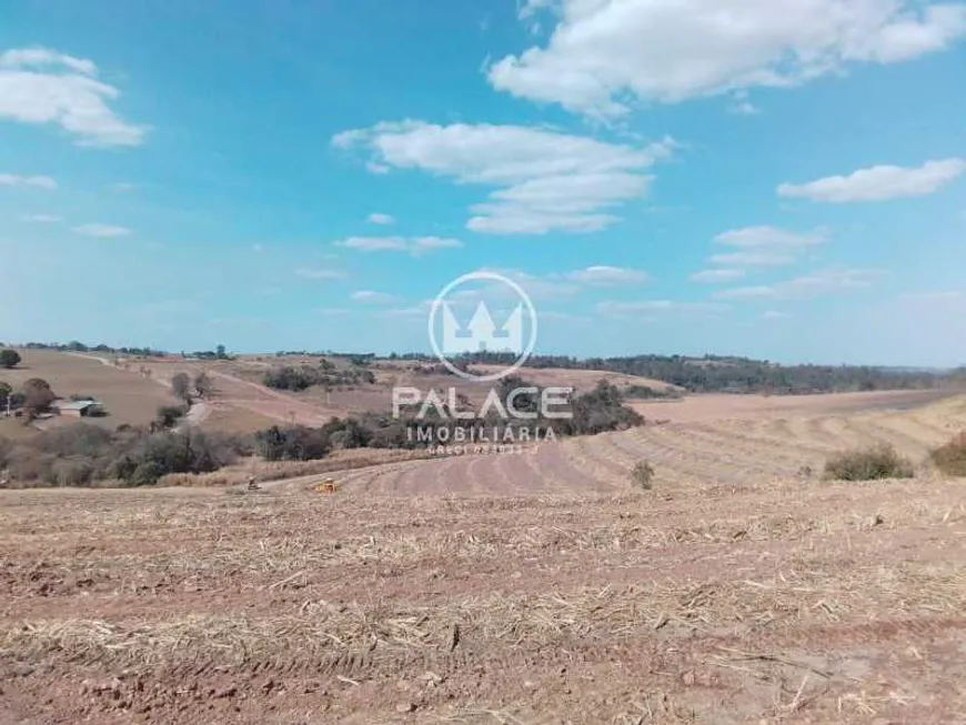 Foto 1 de Fazenda/Sítio com 1 Quarto à venda, 1064m² em Area Rural de Charqueada, Charqueada