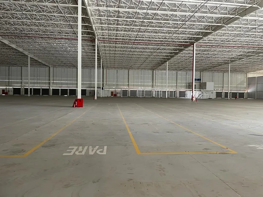 Foto 1 de Galpão/Depósito/Armazém para alugar, 2160m² em Tims, Serra