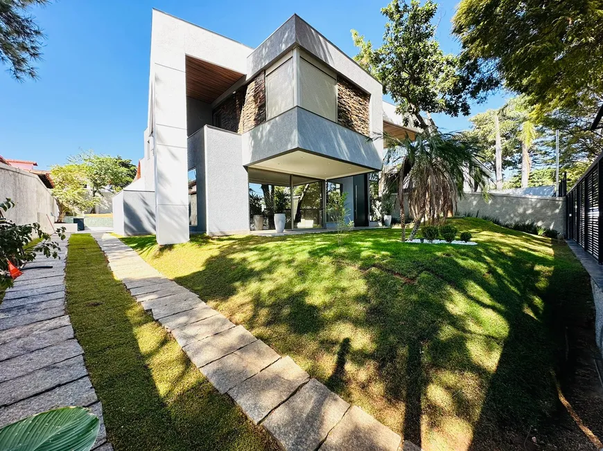 Foto 1 de Casa com 4 Quartos à venda, 470m² em Bandeirantes, Belo Horizonte