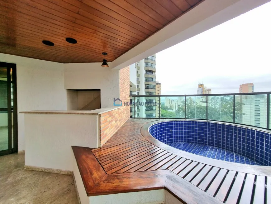 Foto 1 de Apartamento com 4 Quartos à venda, 236m² em Vila Suzana, São Paulo