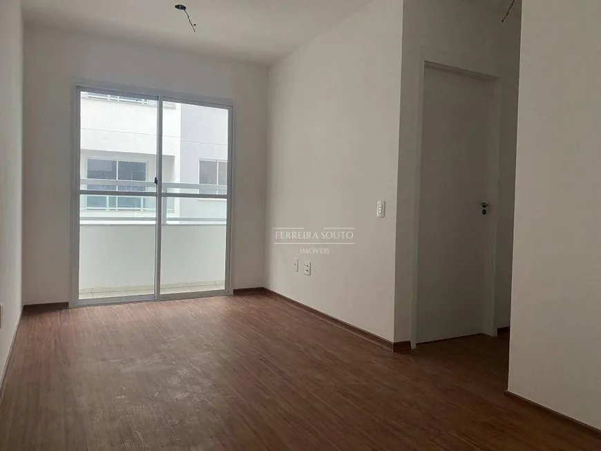 Foto 1 de Apartamento com 2 Quartos à venda, 45m² em Maria Paula, São Gonçalo
