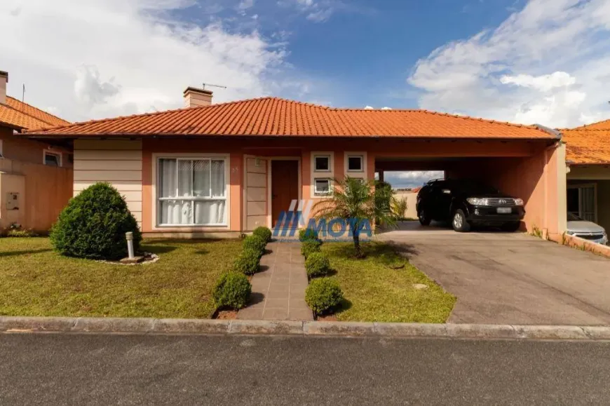 Foto 1 de Casa de Condomínio com 3 Quartos para alugar, 146m² em Santa Felicidade, Curitiba