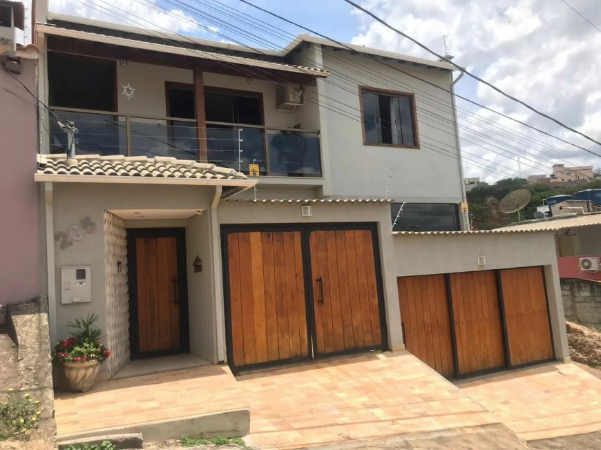 Casas com 3 quartos à venda em Fabricas, São João Del Rei, MG