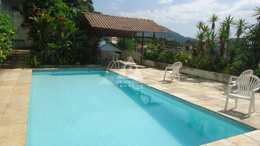 Foto 1 de Casa com 9 Quartos à venda, 429m² em Laranjeiras, Rio de Janeiro