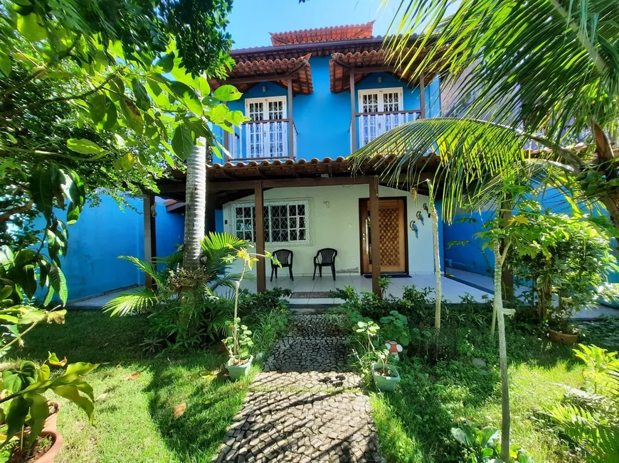 Foto 1 de Casa com 4 Quartos à venda, 185m² em Palmeiras, Cabo Frio